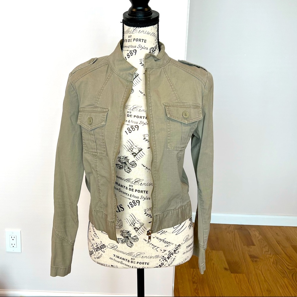 Army olive green small utility jacket